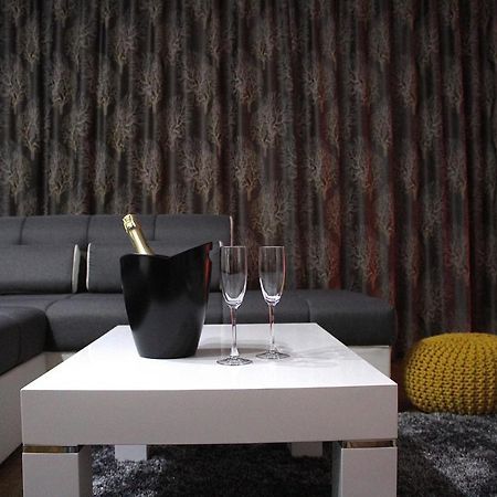 Ramonda - New Belgrade Apartman Kültér fotó