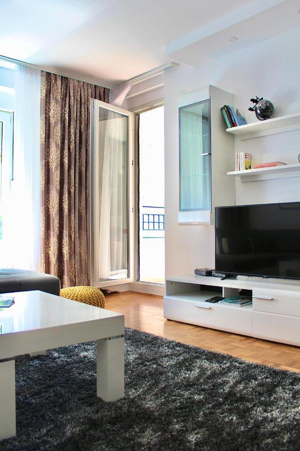Ramonda - New Belgrade Apartman Kültér fotó